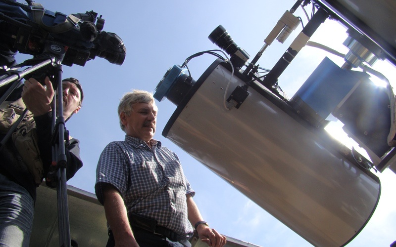 telescope-asteroid.jpg